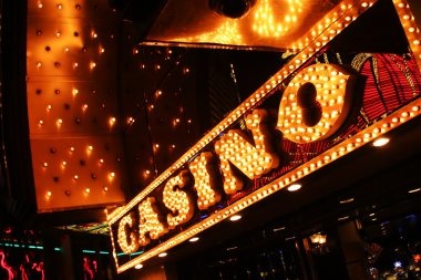 Live Mega Wheel game on jaya77 with spinning wheel and segment payout display